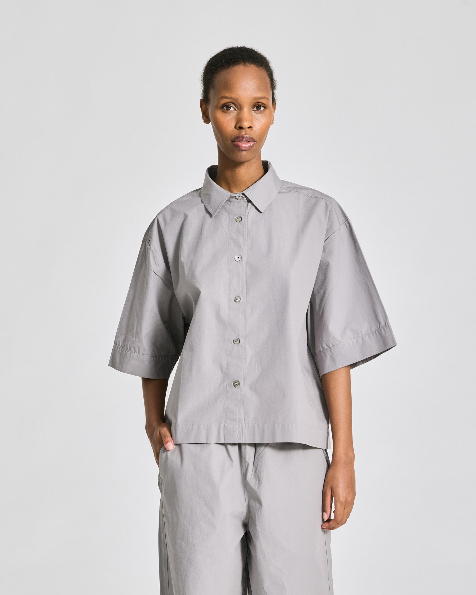 GAI+LISVA Astrid S/S Shirt Poplin Gots Shirts & Blouses 701 Monument