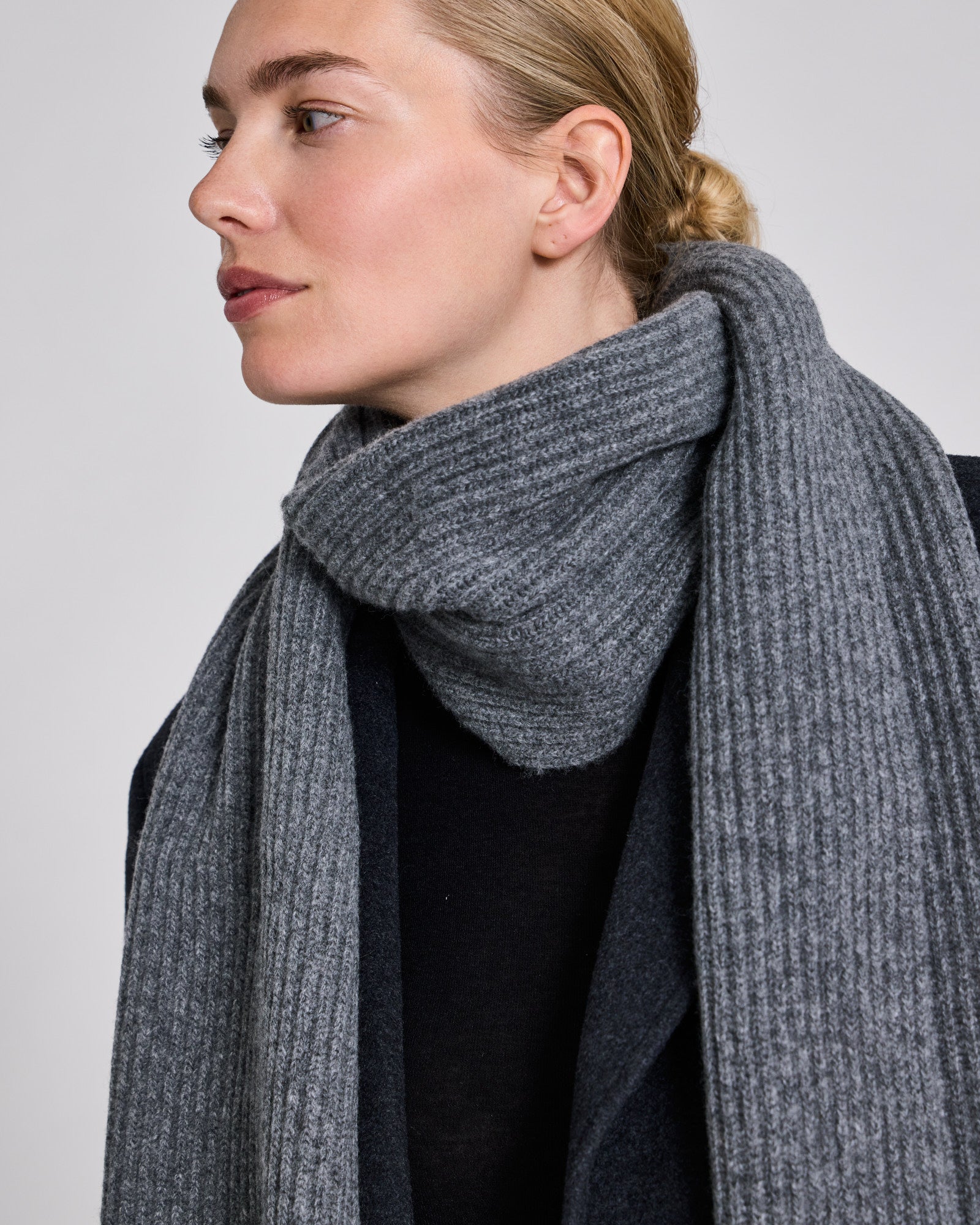 GAI+LISVA Klarisa Lambswool Scarf Lambswool l Knitwear 631 Grafitti Grey Melangé