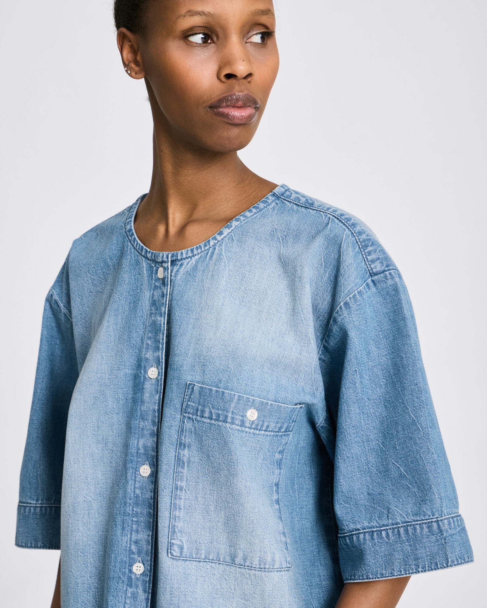 GAI+LISVA Alicia S/S Cotton Light Washed Denim Shirt GOTS Shirts & Blouses 712 Blue Denim Washed