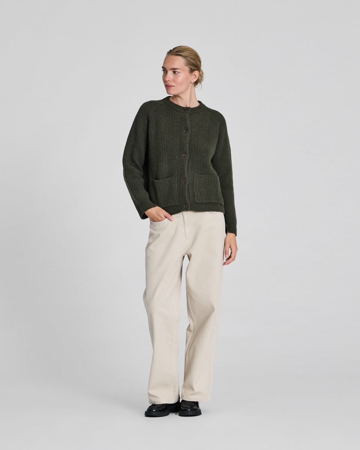 GAI+LISVA Augusta L/S Cardigan Lambswool Knit Lambswool l Knitwear 170 Olive Night Melangé