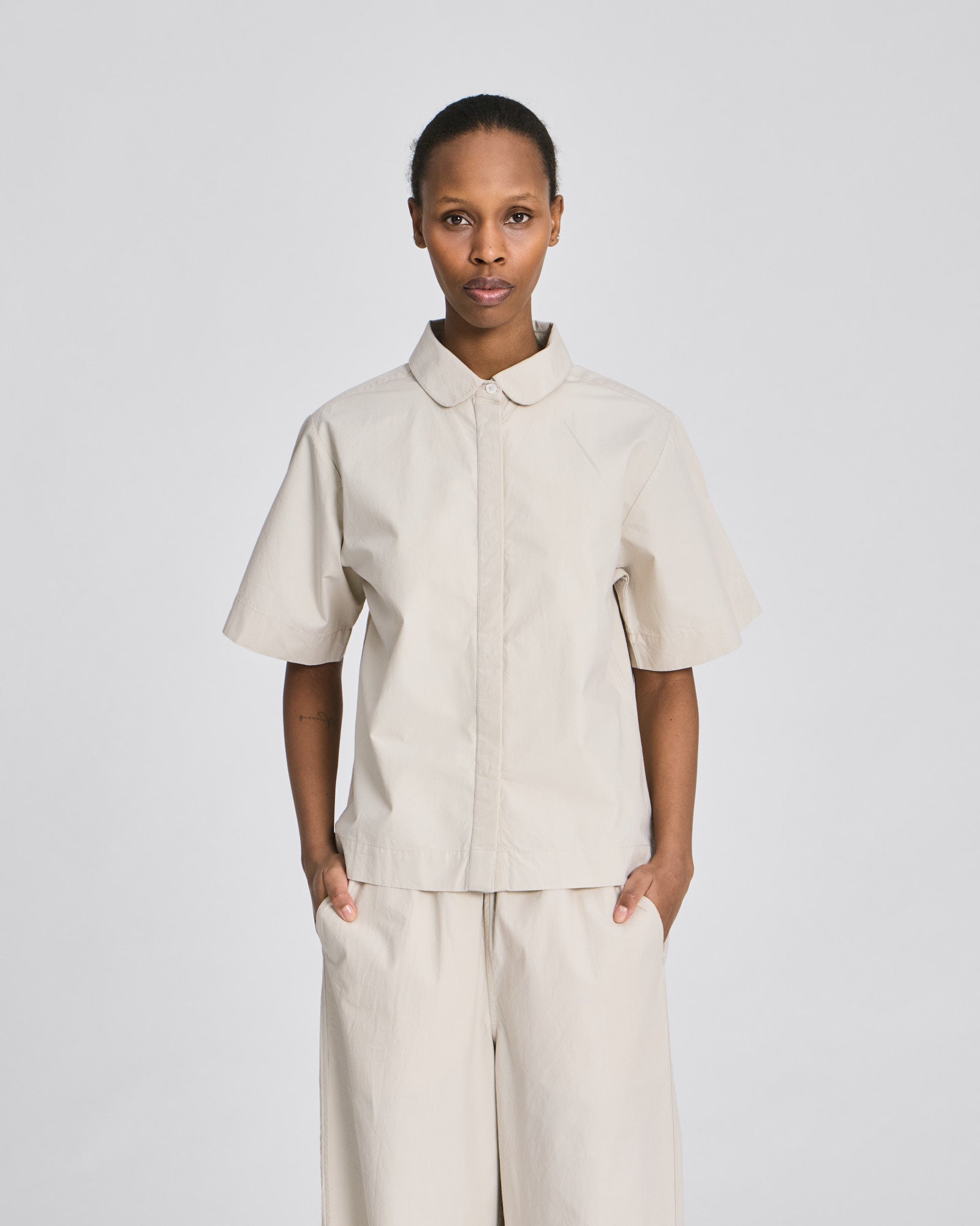 GAI+LISVA Elena S/S Poplin Shirt GOTS Shirts & Blouses 139 Ancient Grey