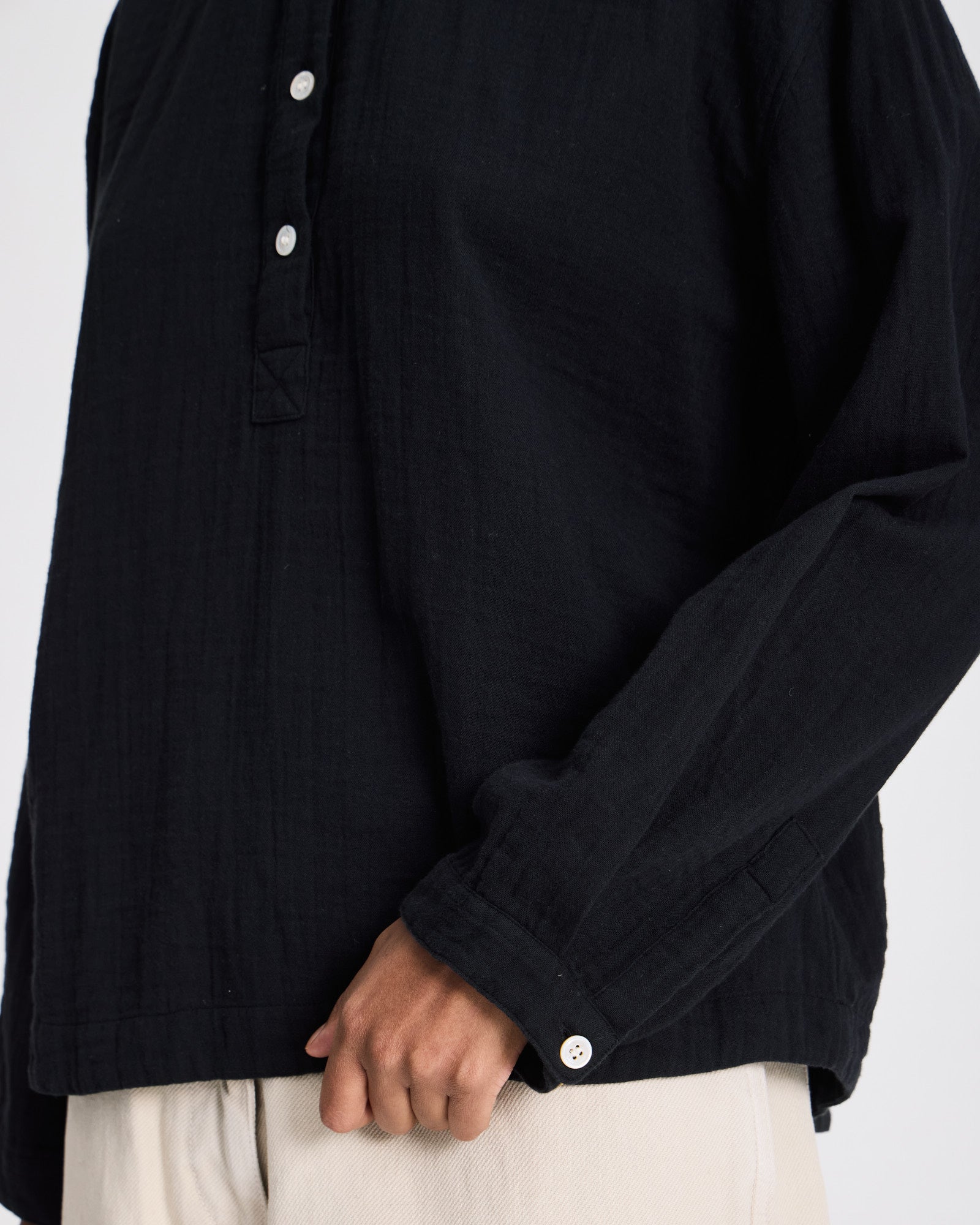 GAI+LISVA Gunhild L/S Double Cloth Shirt GOTS Shirts & Blouses 650 Black